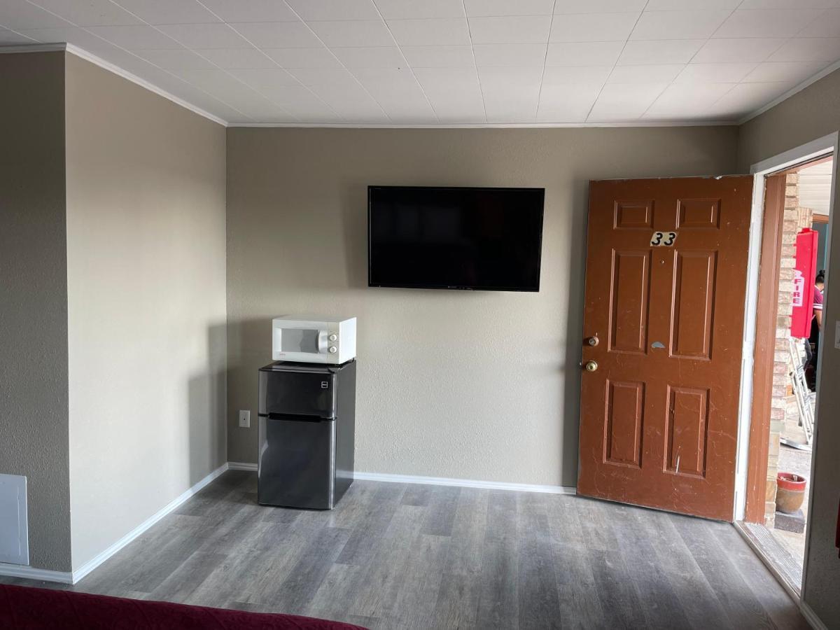 Timberly Motel Гейлорд Екстериор снимка
