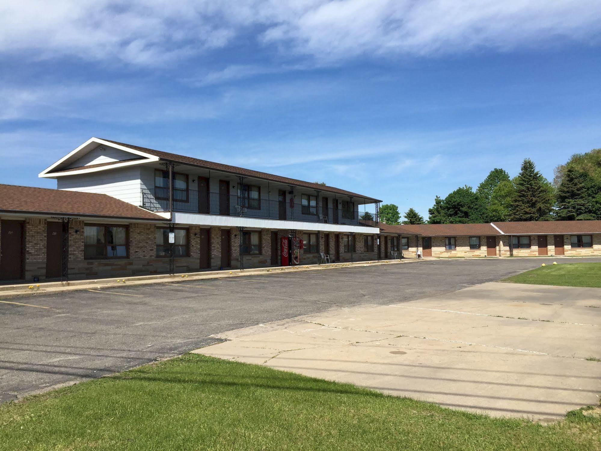 Timberly Motel Гейлорд Екстериор снимка